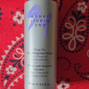 MONAT Studio One Frizz-Fix Smoothing Hair Primer